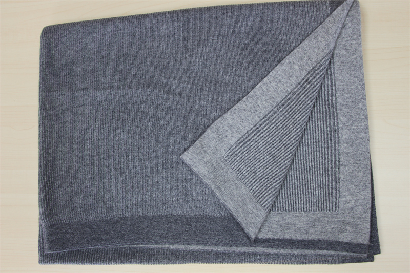 Pure Cashmere Reversible Pearl Rib Knit Throw