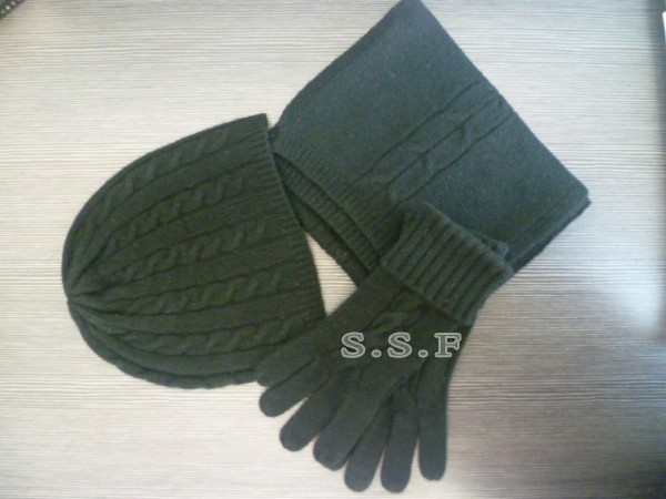 100% Knitted Cashmere Scarf Hat Gloves