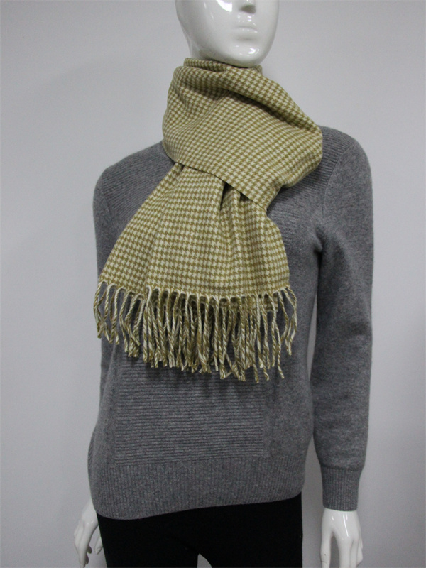 Wool/Cashmere Blend Woven Scarf
