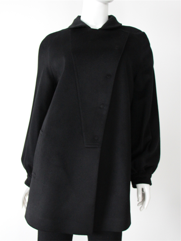 Ladies' cashmere coat